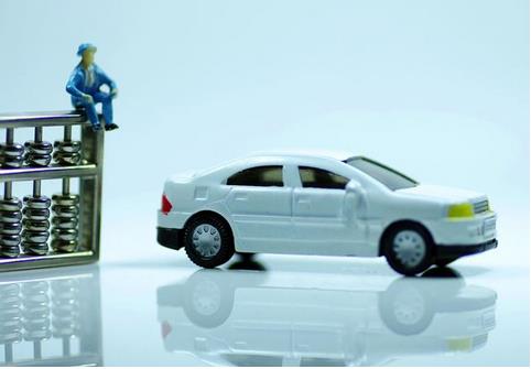 我國(guó)機(jī)動(dòng)車數(shù)量的不斷增加，使得車險(xiǎn)市場(chǎng)規(guī)模不斷擴(kuò)大?
